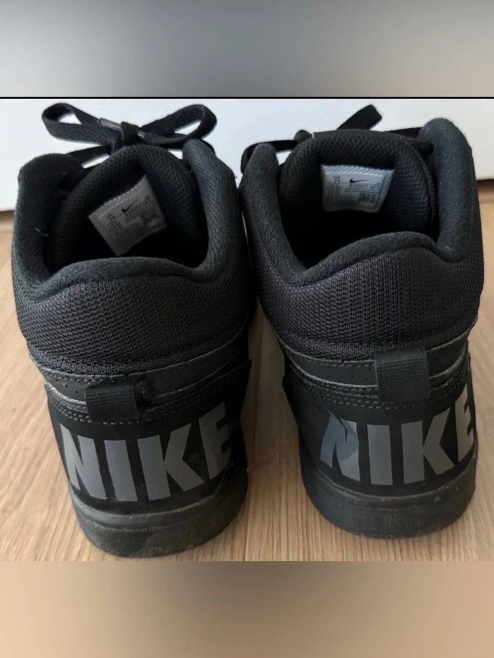 Nike Air Force 1 youth sz 7Y